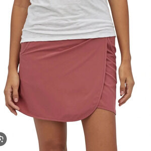 Nwt Patagonia®
Women's Fleetwith Skort